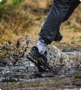 Outdoor Schuhe und Bekleidung zum Wandern und Trail Running | Merrell